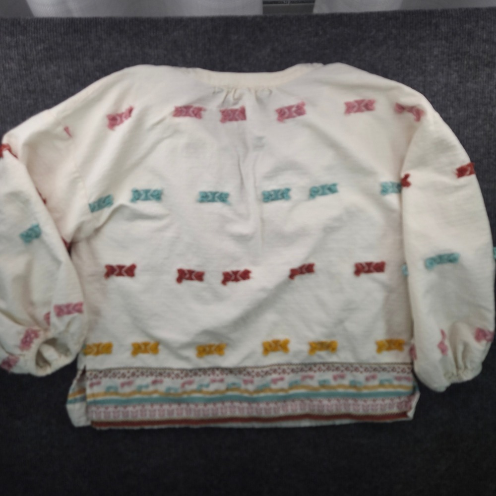 Lou & Grey Loft XS White Embroidered Peasant Blouse Boho Whimsical Tie Neck Top - Picture 7 of 8